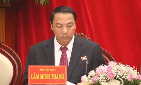 Thi hành kỷ luật khiển trách Chủ tịch UBND tỉnh Kiên Giang