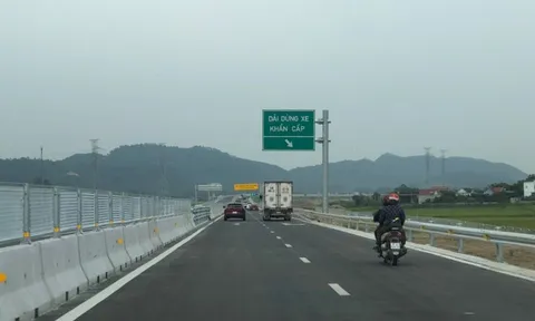 An toàn giao thông: Quy tắc cần tuân thủ khi lưu thông trên đường cao tốc