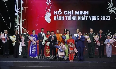 Chương trình giao lưu 'Hồ Chí Minh - Hành trình khát vọng 2023': Tôn vinh các điển hình tiêu biểu