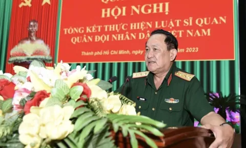 Kiến nghị sửa đổi chính sách tiền lương, nhà ở; nâng tuổi nghỉ hưu sĩ quan Quân đội