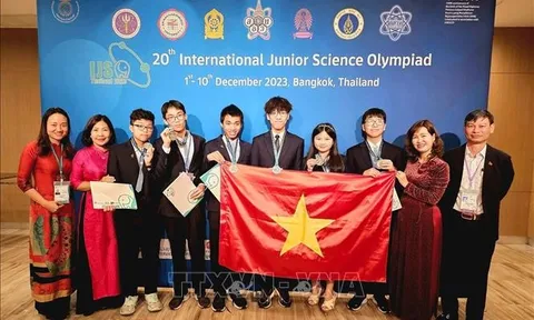 Cả 6 học sinh Hà Nội giành huy chương Olympic khoa học trẻ quốc tế