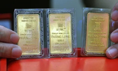 Giá vàng hôm nay (22/12): Vàng trong nước tiếp đà tăng mạnh