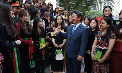 Lễ Tuyên dương học sinh, sinh viên, thanh niên dân tộc thiểu số xuất sắc, tiêu biểu là việc làm cụ thể hóa những chính sách dân tộc