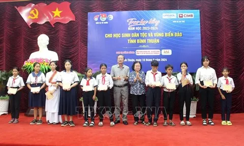 Bình Thuận tiếp bước cho học sinh dân tộc thiểu số đến trường