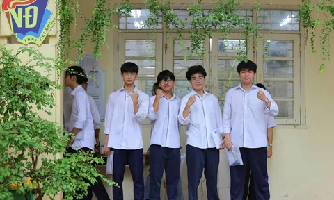[Ảnh] Ngày đầu thi tốt nghiệp THPT của 1 triệu thí sinh trên cả nước