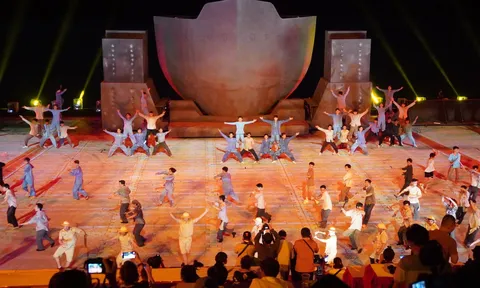 TP Hồ Chí Minh: Phấn đấu trở thành trung tâm công nghiệp văn hóa của cả nước và khu vực
