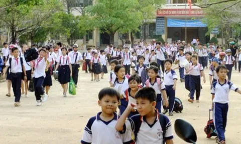 Học 2 buổi/ngày không thu học phí: Tin vui với phụ huynh cả nước