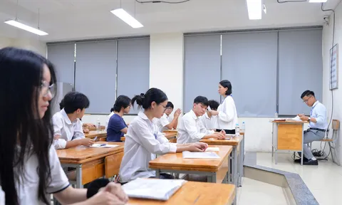 Hà Nội: 21 thí sinh đạt danh hiệu thủ khoa kỳ thi vào lớp 10 năm 2025