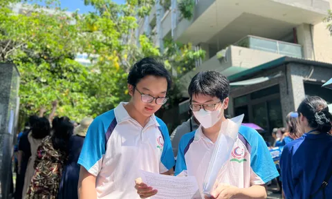 Nhiều trường đại học công bố điểm sàn và quy đổi tương đương giữa các phương thức xét tuyển