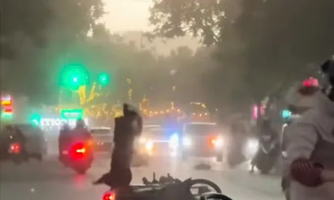 Hà Nội có thể mưa dông kèm lốc, sét trong hôm nay 21/7