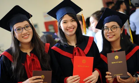 Dự báo điểm chuẩn Đại học Giáo dục – ĐHQG Hà Nội năm 2025: Một số tổ hợp có thể giảm