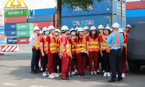 Ngành Logistics 2025: Cuộc đua học phí giữa các trường đại học
