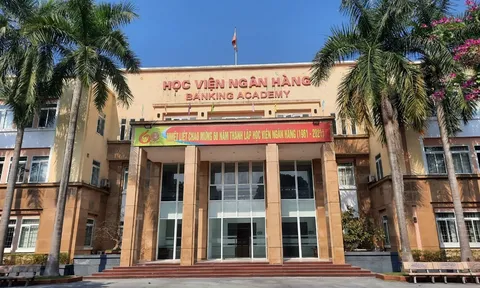 Điểm chuẩn Học viện Ngân hàng 2025: Ngành Luật Kinh tế dẫn đầu với 26,97 điểm