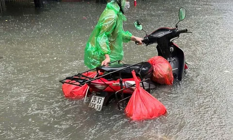 Tin mới: Áp thấp nhiệt đới sắp mạnh lên thành bão số 6, Bắc – Trung Bộ mưa lớn dữ dội