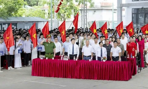 Quảng Ninh: Trường THCS-THPT Chu Văn An long trọng khai giảng năm học 2025-2026