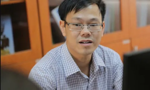 Phó giáo sư Bùi Thanh Tùng – Ứng viên giáo sư trẻ nhất ngành Dược năm 2025