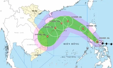 Bão số 12 tiến gần Biển Đông, miền Bắc đón đợt không khí lạnh mạnh