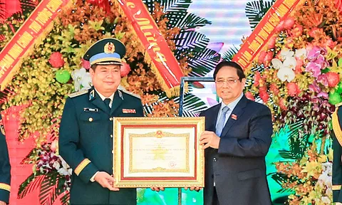 “Lá chắn thép giữa bầu trời Tổ quốc”