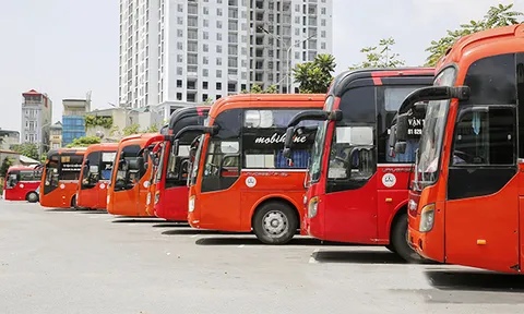 Doanh nghiệp vận tải khốn đốn vì giá xăng dầu tăng sốc