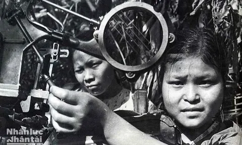 Xây dựng, phát triển vị thế của người phụ nữ Việt Nam trong xã hội hiện đại