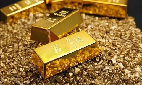 Giá vàng hôm nay 10/3: Cắm đầu lao dốc