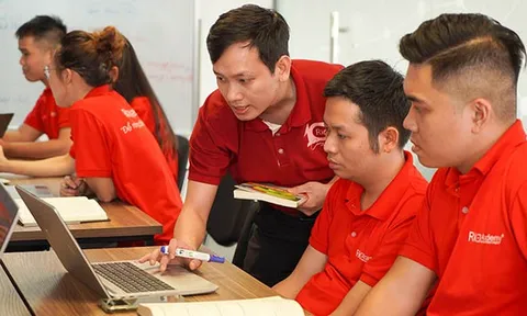 Thiếu hụt lập trình viên Việt Nam: Cơn “khát" nhân lực chất lượng cao và giải pháp