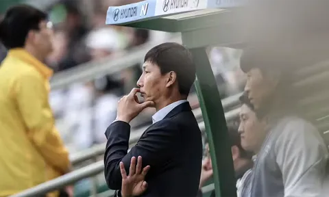 HLV Kim Sang-sik & Mano Polking ‘hét’ lương cao kỷ lục nếu dẫn dắt tuyển VN