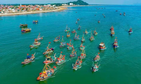 Lễ trao giải và Triển lãm ảnh nghệ thuật cấp Quốc gia “Tổ quốc bên bờ sóng” lần thứ III - 2025