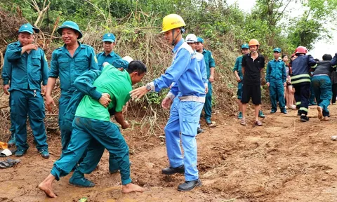 Lâm Đồng: Diễn tập phòng chống lũ lụt, đảm bảo an toàn hạ du đập thủy điện Đồng Nai 5