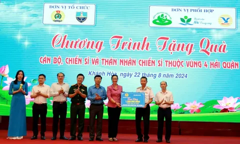 Vùng 4 Hải quân và Công đoàn Y tế Việt Nam với “Chương trình phối hợp hoạt động giai đoạn 2023 - 2028”