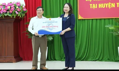 Phó Chủ tịch nước Võ Thị Ánh Xuân thăm và làm việc tại tỉnh Ninh Thuận
