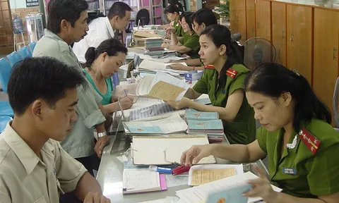 Cẩn thận bị lừa tiền khi kiểm chứng tài khoản định danh điện tử