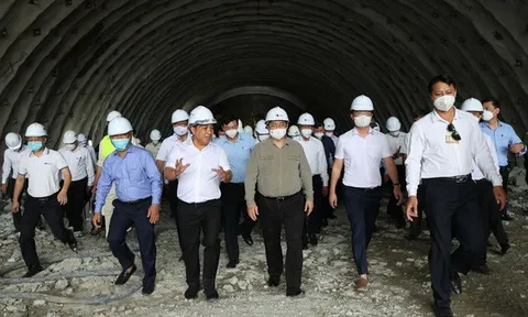 Đột phá hạ tầng giao thông – ưu tiên hàng đầu của Chính phủ