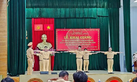 Cục Cảnh sát giao thông khai giảng lớp tập huấn về nghiệp vụ tuần tra