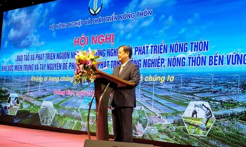 Hội nghị đào tạo và phát triển nguồn nhân lực nông nghiệp và phát triển nông thôn khu vực miền Trung và Tây nguyên