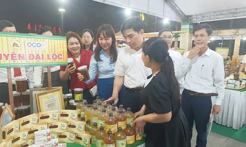 Khai mạc triển lãm trưng bày sản phẩm Ocop và sản phẩm nông nghiệp Quảng Nam 2025