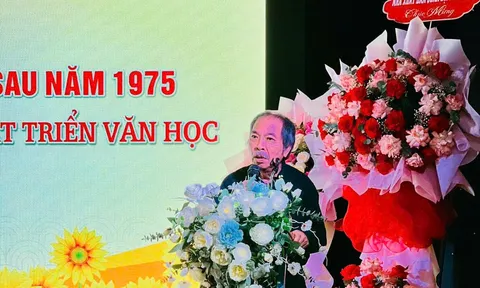 Văn chương trước ngưỡng cửa thời đại mới
