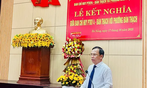 Tăng cường gắn bó quân – dân: Ban Chỉ Huy PTKV 4 Bàn Thạch và phường Bàn Thạch tổ chức lễ kết nghĩa