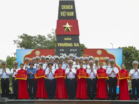 Cột mốc Trường Sa - Nơi khắc ghi niềm tin chủ quyền Tổ Quốc