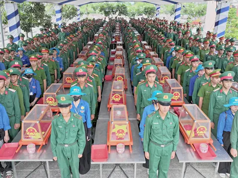 Tỉnh An Giang: Truy điệu và an táng 235 hài cốt liệt sĩ