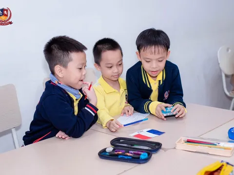 Bộ GD-ĐT công bố phương án sử dụng một bộ SGK thống nhất từ năm học 2026–2027