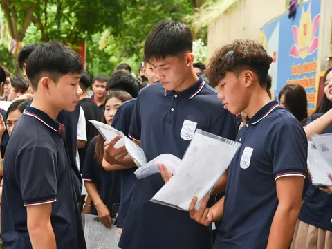 Hà Nội khảo sát chất lượng học sinh lớp 11, 12 vào tháng 3, không thu lệ phí