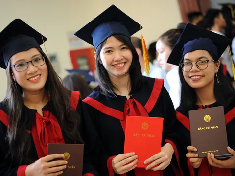 Học phí nhiều đại học ở Hà Nội tăng mạnh từ năm học 2026–2027