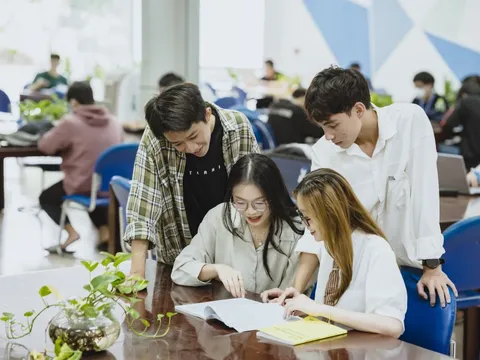 Sinh viên nhiều trường đại học tại TP.HCM nghỉ tới 9 ngày dịp lễ cuối tháng 4