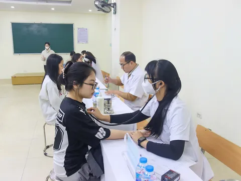 Học phí nhiều trường y dược tăng mạnh trong năm 2026