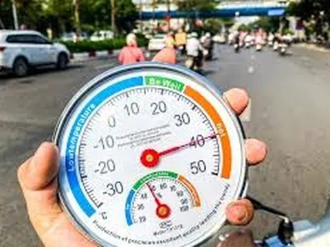 Miền Bắc bước vào cao điểm nắng nóng, Hà Nội có thể chạm ngưỡng 39°C