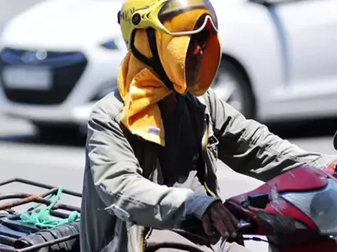 Nắng nóng gay gắt bao trùm Bắc và Trung Bộ, nhiều nơi vượt ngưỡng 39°C