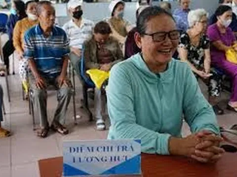 Đề xuất người từ 75 tuổi trở lên được BHYT chi trả 100% chi phí khám, chữa bệnh