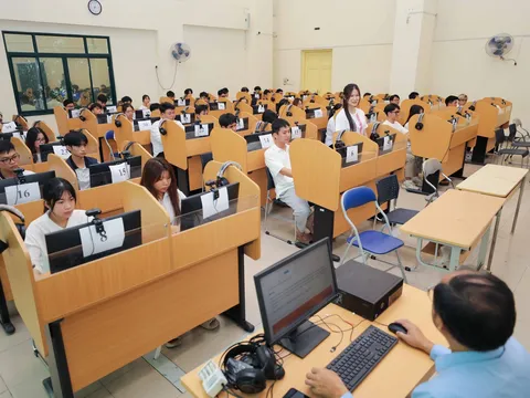 Đề xuất chuẩn hóa chương trình các môn học bắt buộc trong giáo dục đại học