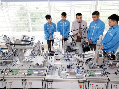 Tiêu chuẩn mới đối với người dạy nghề: Chú trọng năng lực thực chất thay vì bằng cấp